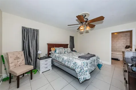 5230 Venetian Boulevard NE St Petersburg FL 33703