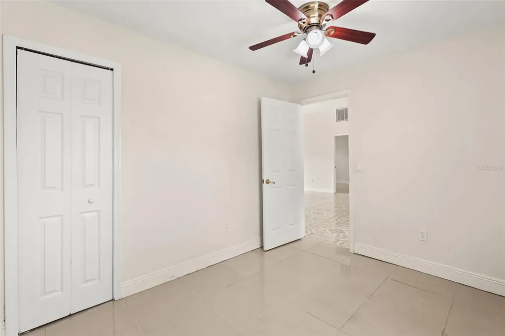 948 Ocala Woods Lane Orlando FL 32824