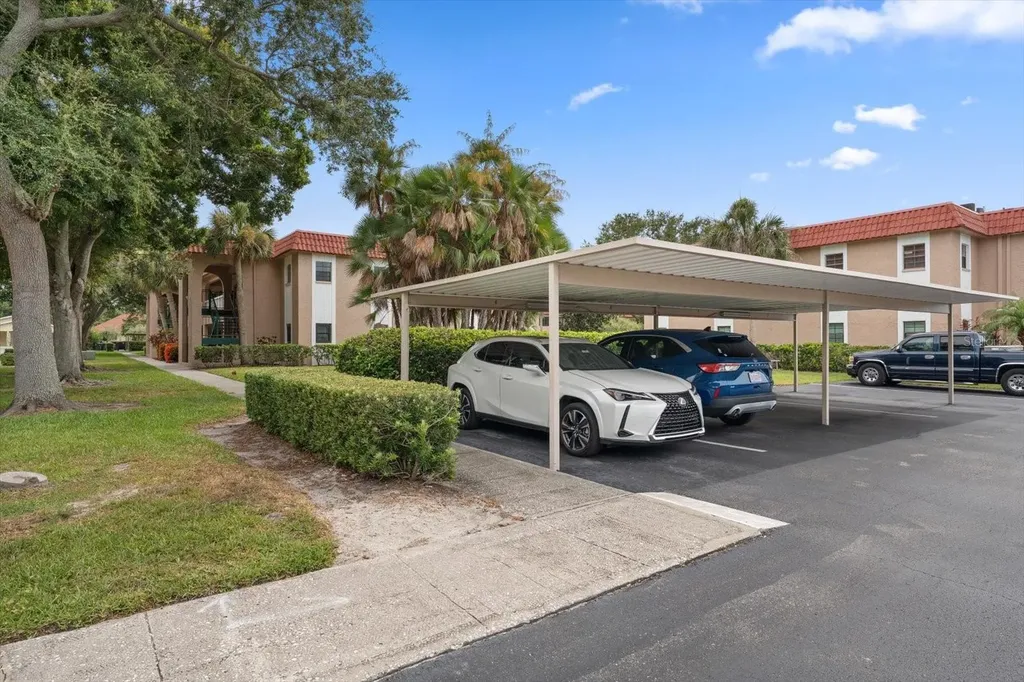 1750 Belleair Forest Drive Belleair FL 33756