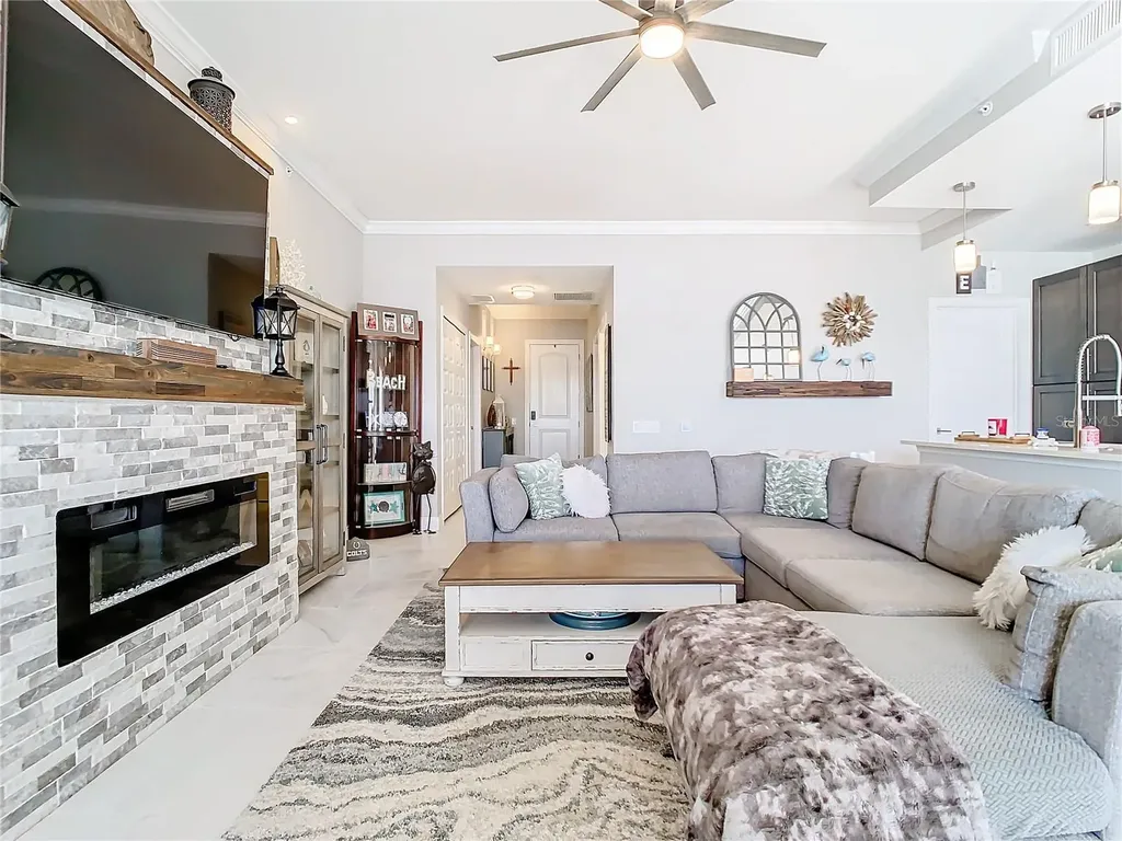 16300 County Road 455 Montverde FL 34756