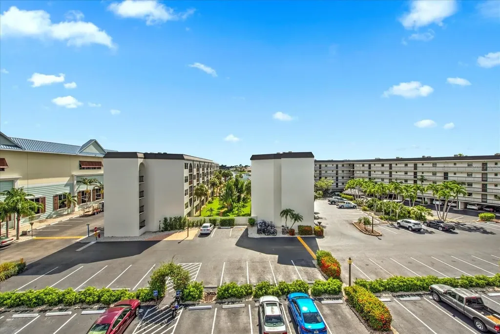 1027 Anglers Cove Marco Island FL 34145
