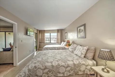 1027 Anglers Cove Marco Island FL 34145