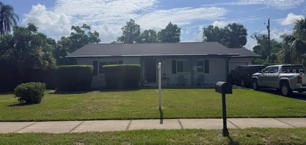 700 N Carpenter Avenue Orange City FL 32763