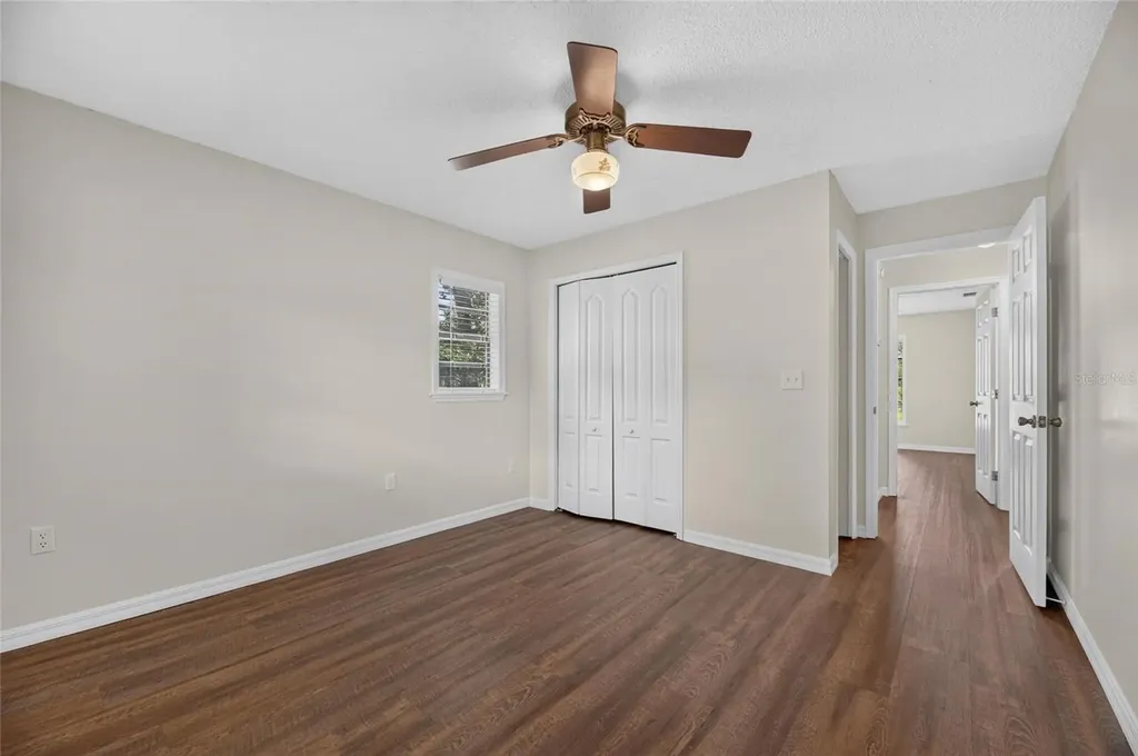 615 Thompson Road Lithia FL 33547