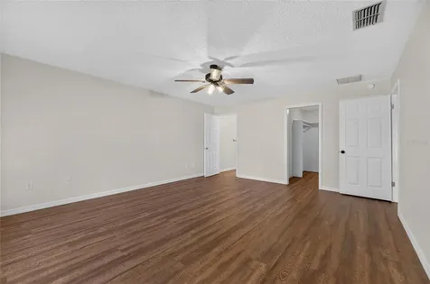 615 Thompson Road Lithia FL 33547