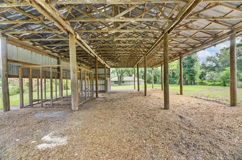 615 Thompson Road Lithia FL 33547