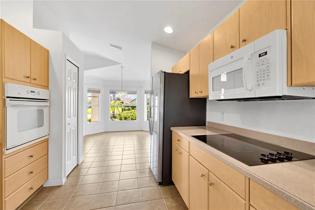 1741 Arbor Knoll Loop Trinity FL 34655