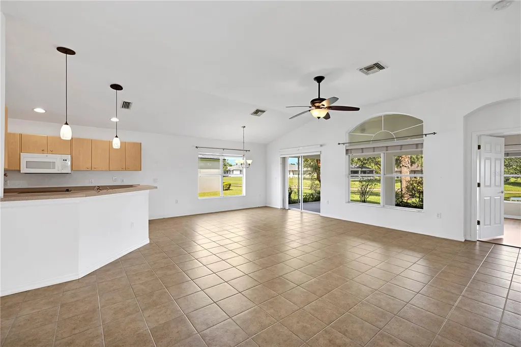 1741 Arbor Knoll Loop Trinity FL 34655