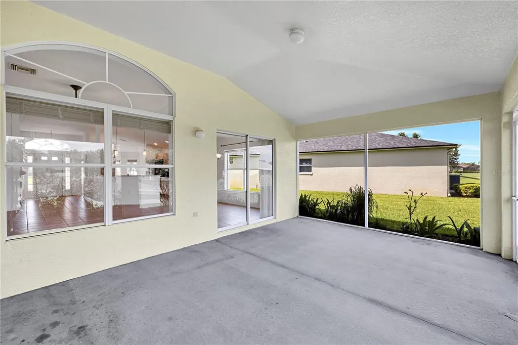 1741 Arbor Knoll Loop Trinity FL 34655