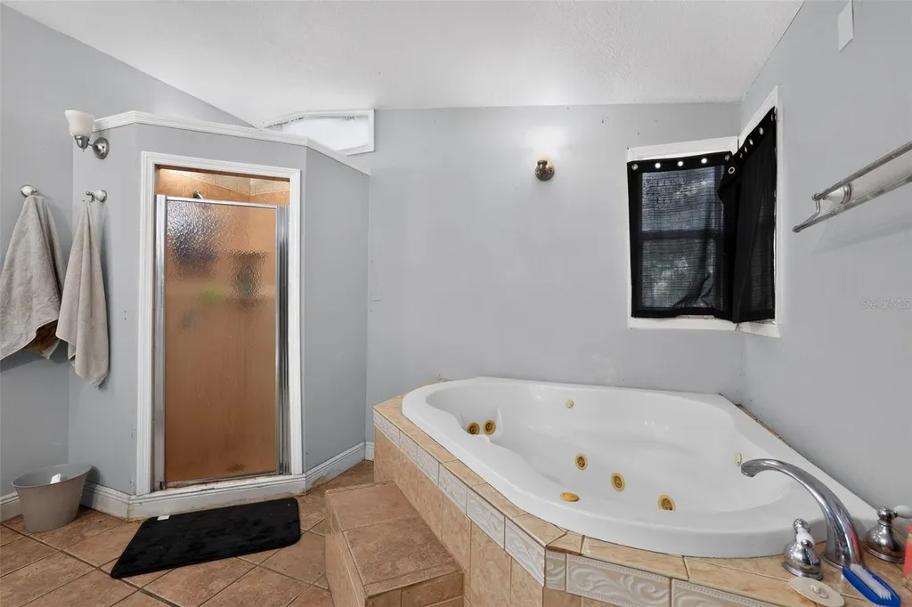 10109 Main Street Thonotosassa FL 33592