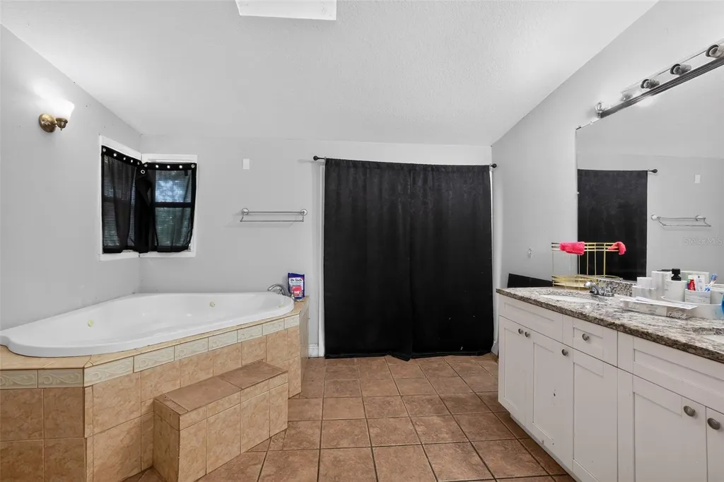 10109 Main Street Thonotosassa FL 33592