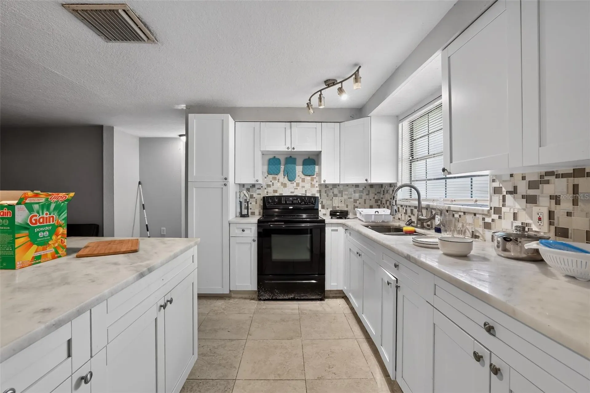 10109 Main Street Thonotosassa FL 33592
