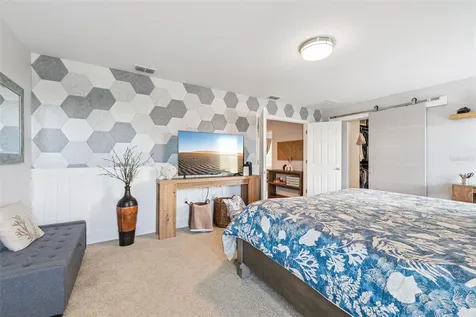 112 Slipper Key Road Apollo Beach FL 33572