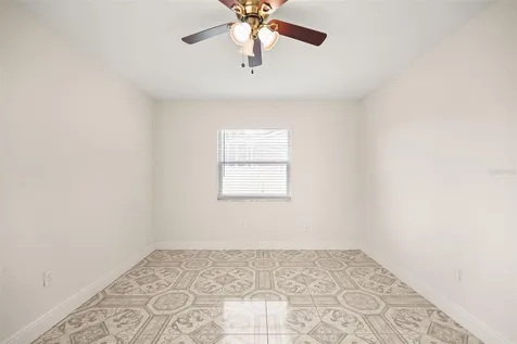 948 Ocala Woods Lane Orlando FL 32824
