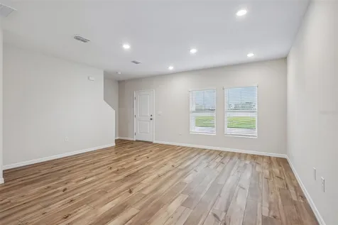 9176 Bent Branch Dade City FL 33525