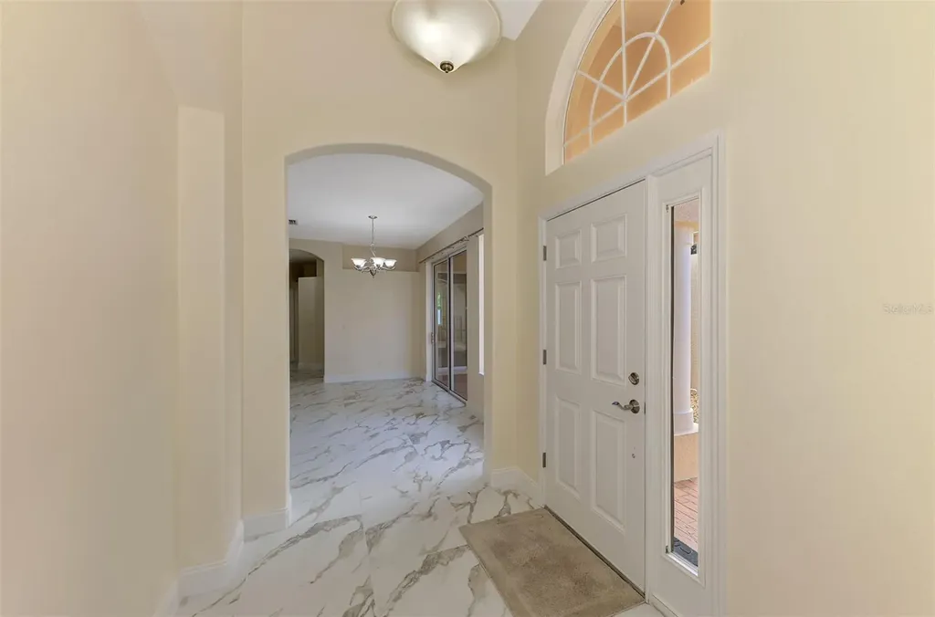 7803 33rd Street E Sarasota FL 34243