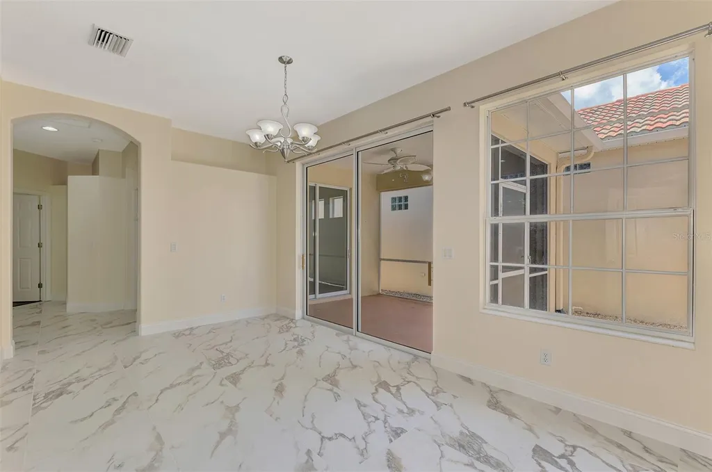 7803 33rd Street E Sarasota FL 34243