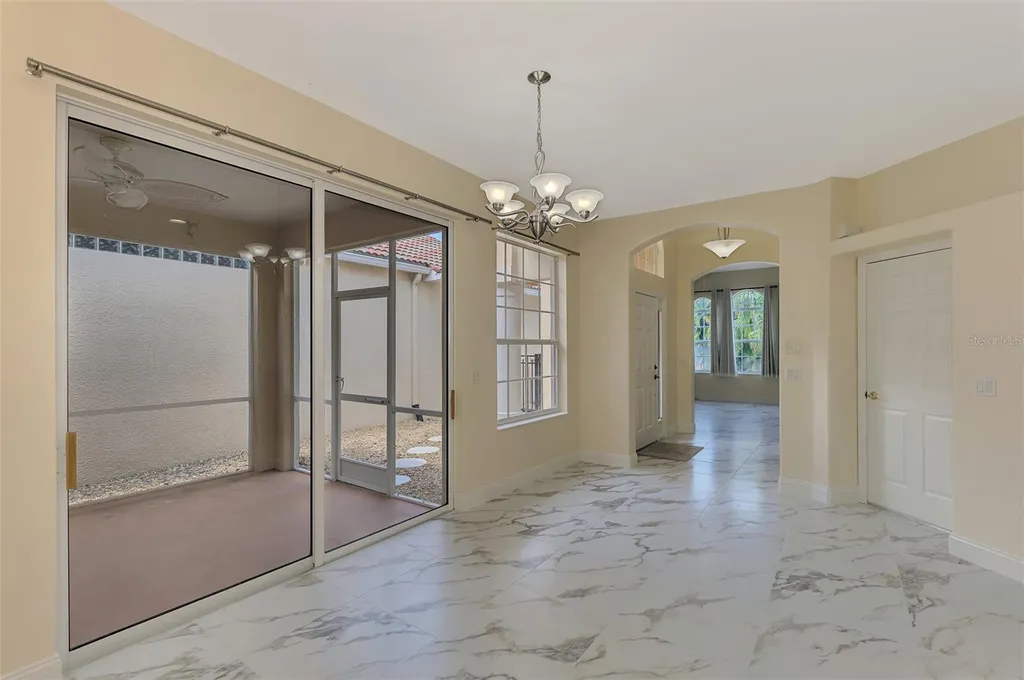 7803 33rd Street E Sarasota FL 34243