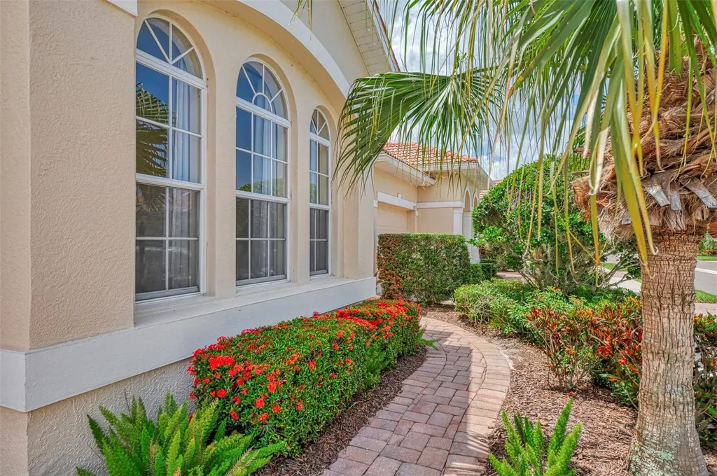 7803 33rd Street E Sarasota FL 34243