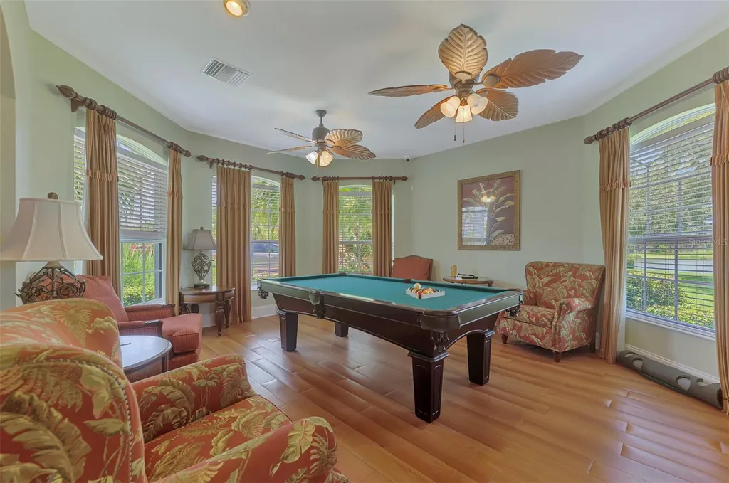 7803 33rd Street E Sarasota FL 34243