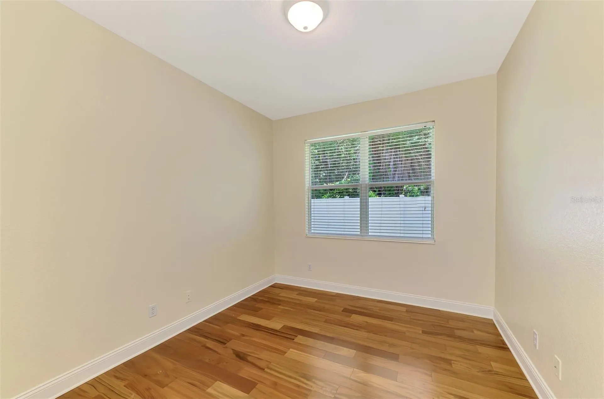 7803 33rd Street E Sarasota FL 34243