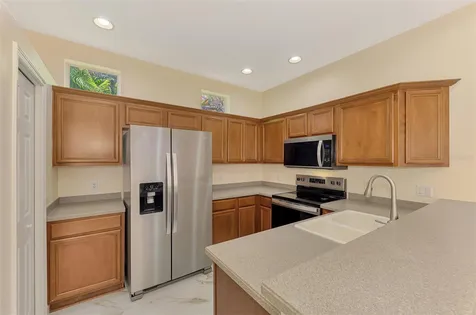 7803 33rd Street E Sarasota FL 34243