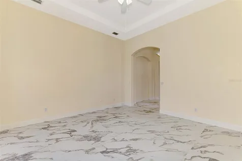 7803 33rd Street E Sarasota FL 34243