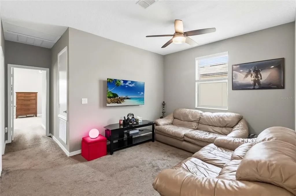 2618 White Isle Lane Orlando FL 32825