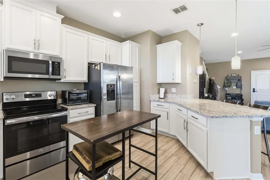 2618 White Isle Lane Orlando FL 32825