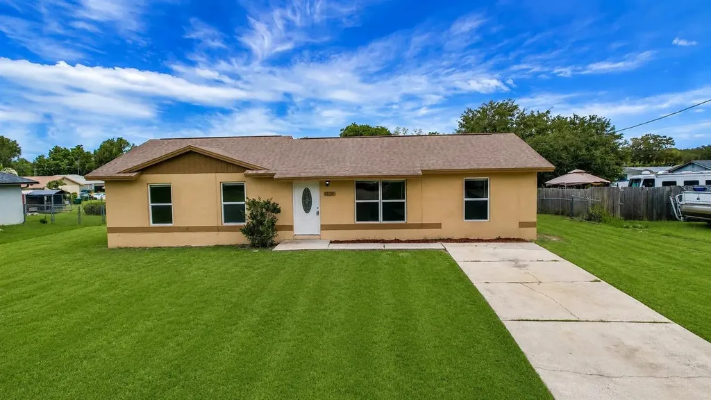 1229 Padgett Circle Lady Lake FL 32159