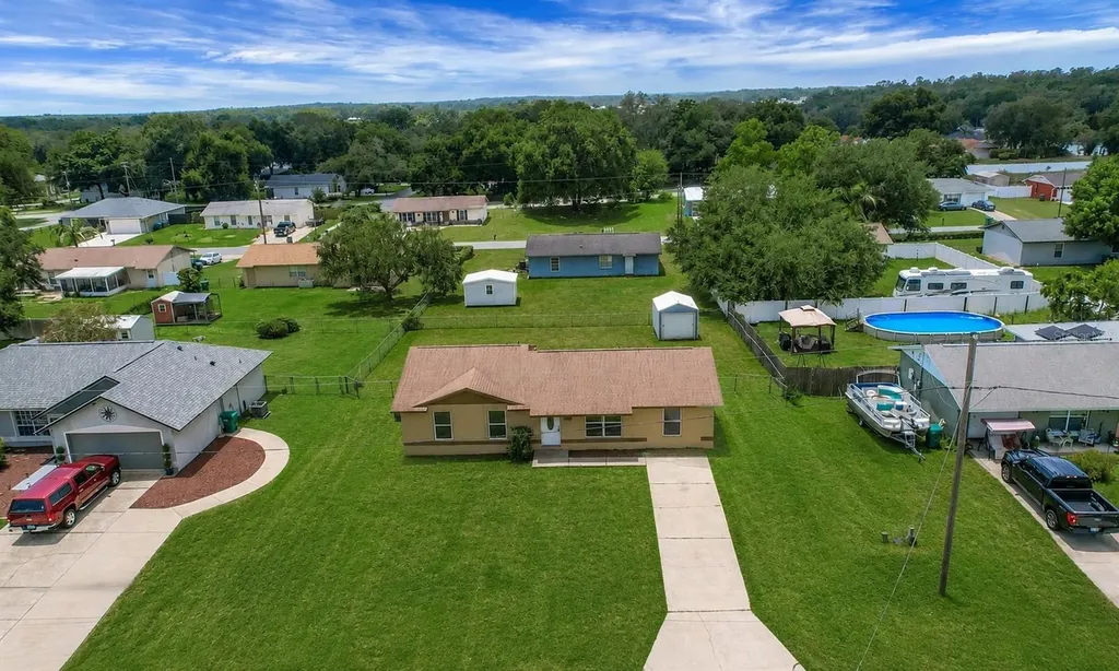 1229 Padgett Circle Lady Lake FL 32159