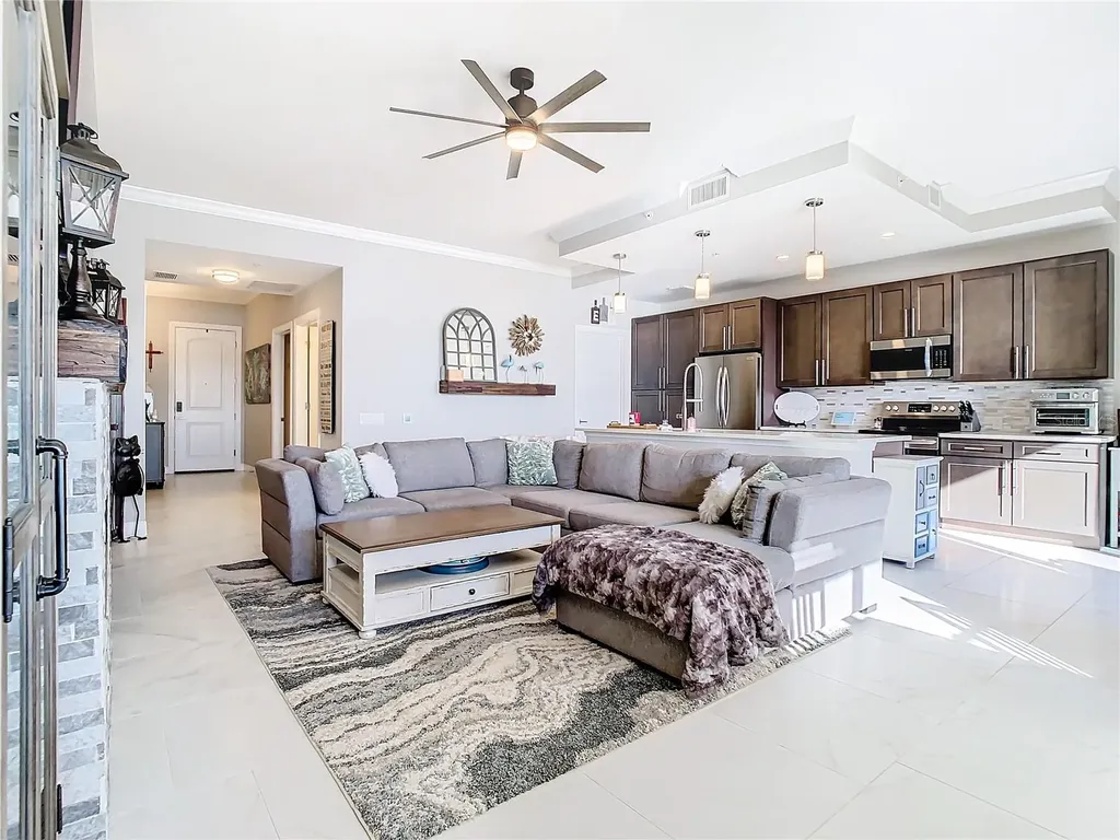 16300 County Road 455 Montverde FL 34756