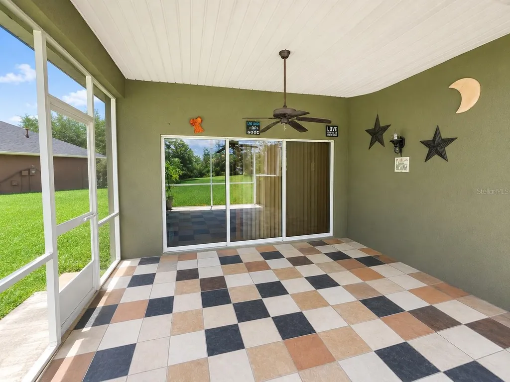 9305 Mandrake Court Tampa FL 33647