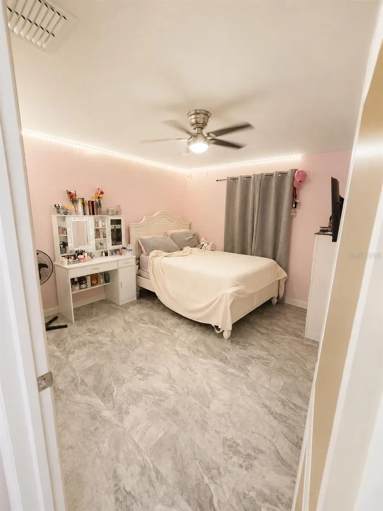 9305 Mandrake Court Tampa FL 33647