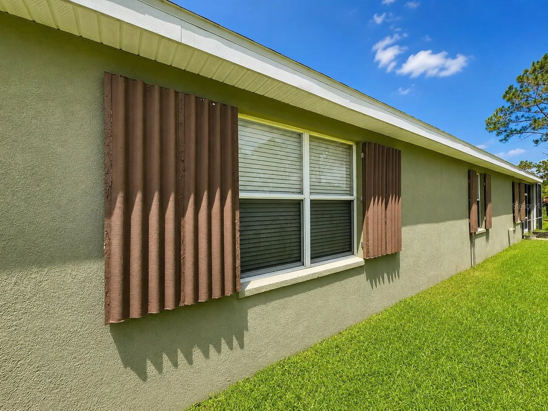 9305 Mandrake Court Tampa FL 33647