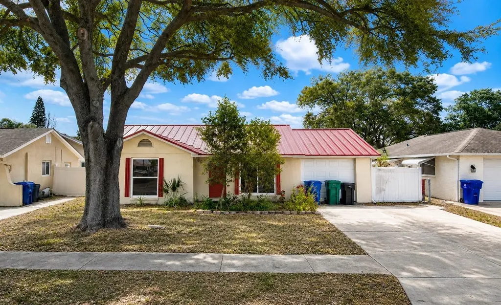 6834 Greenwich Avenue New Port Richey FL 34653