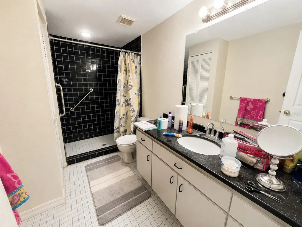 6834 Greenwich Avenue New Port Richey FL 34653