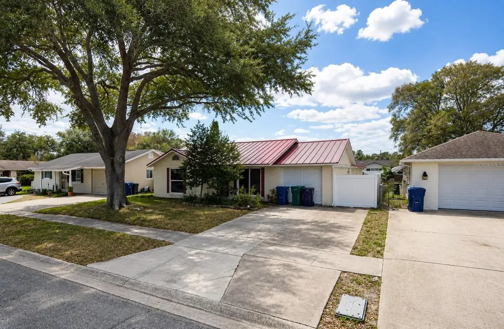 6834 Greenwich Avenue New Port Richey FL 34653
