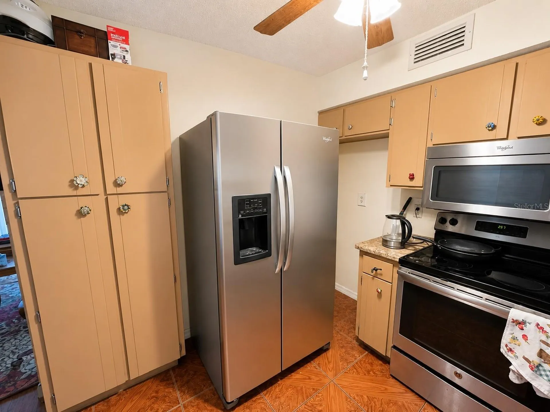 6834 Greenwich Avenue New Port Richey FL 34653