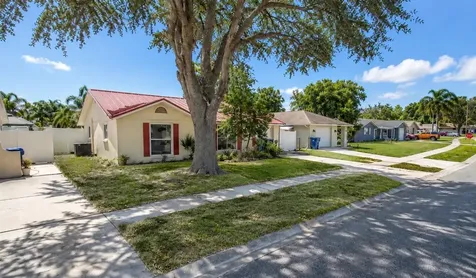 6834 Greenwich Avenue New Port Richey FL 34653