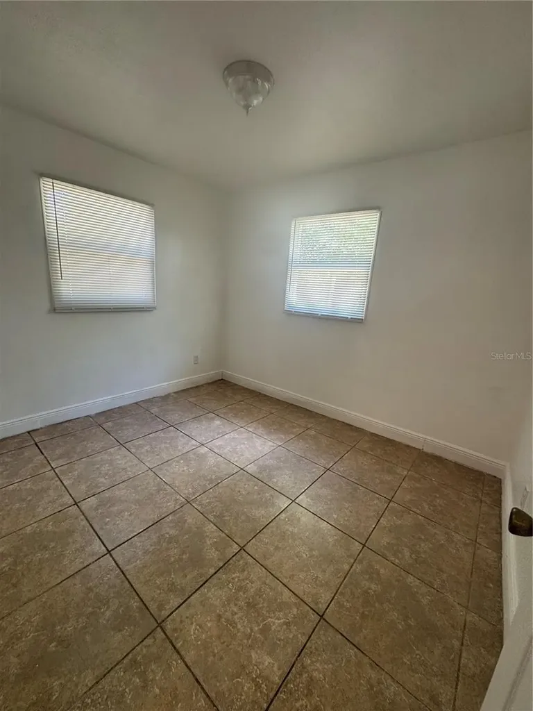 930 Emerald Drive Mount Dora FL 32757