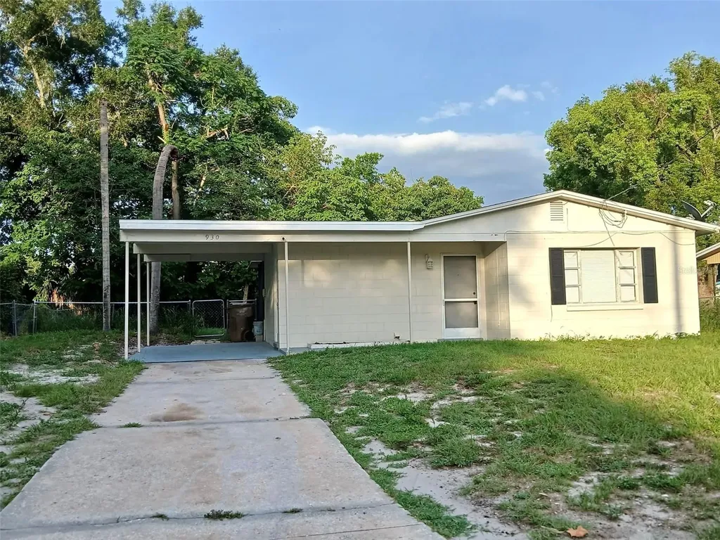 930 Emerald Drive Mount Dora FL 32757