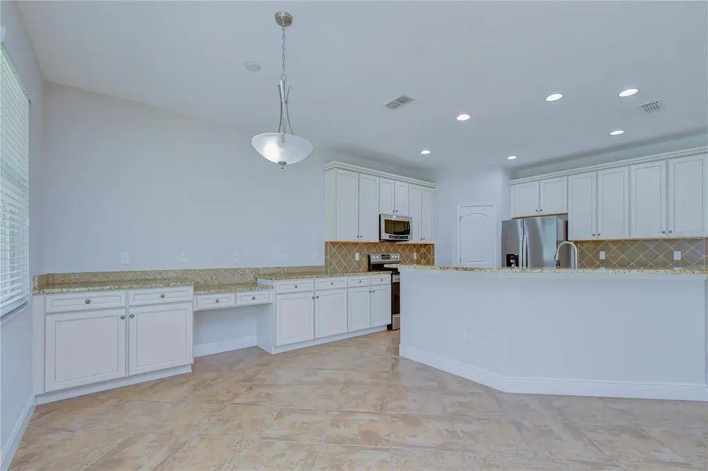 6622 Fairwater Drive Riverview FL 33578