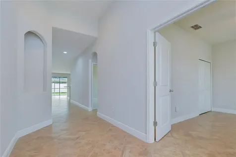 6622 Fairwater Drive Riverview FL 33578