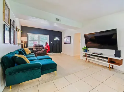 1006 Beatrice Drive Orlando FL 32810
