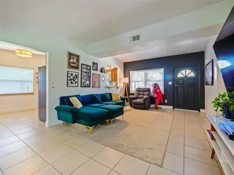 1006 Beatrice Drive Orlando FL 32810