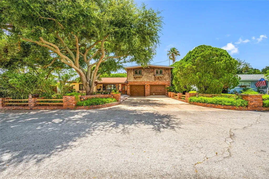 1488 Laconia Drive E Clearwater FL 33764