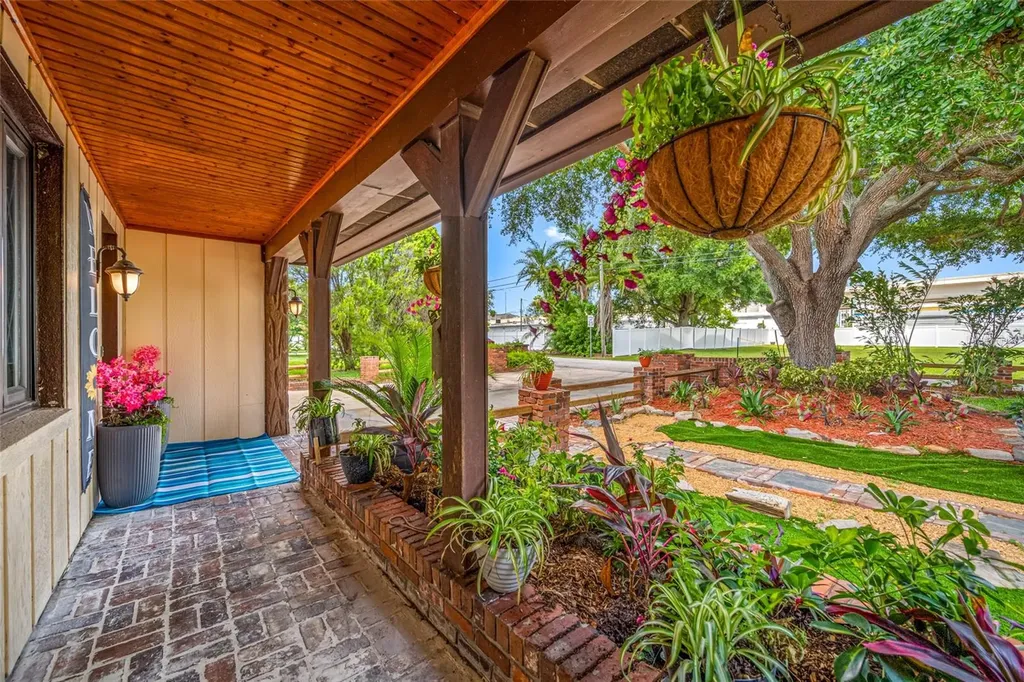 1488 Laconia Drive E Clearwater FL 33764
