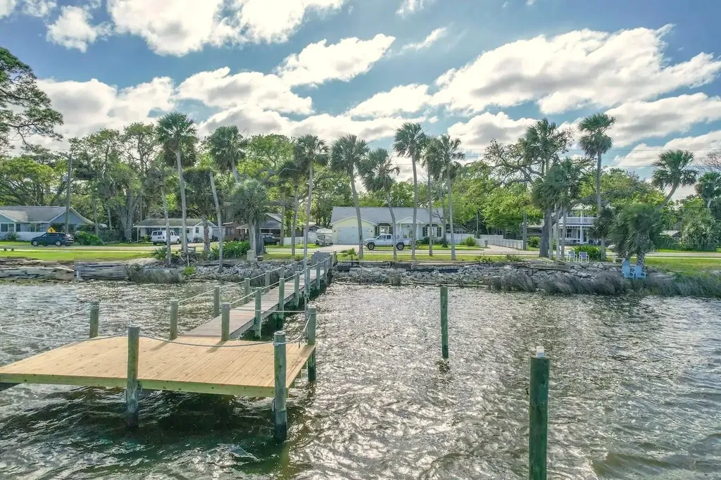 1426 Riverside Drive Daytona Beach FL 32117