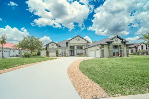2303 Clubhouse Drive Plant City FL 33566
